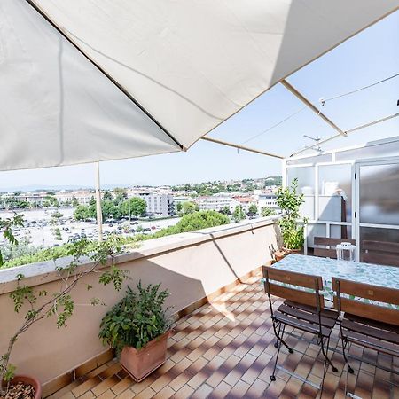 Central Station Terrace Apartment Near The Sea Пескара Екстериор снимка