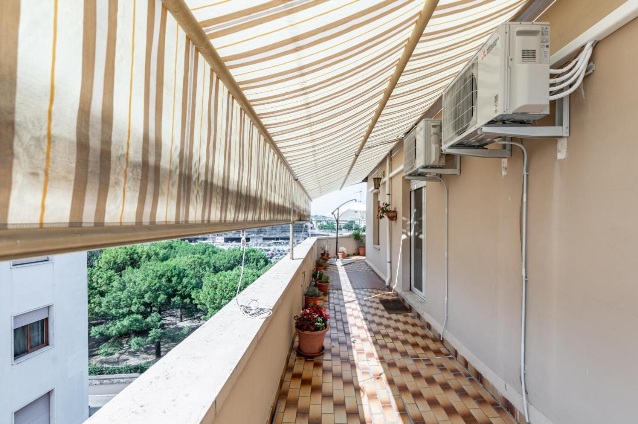 Central Station Terrace Apartment Near The Sea Пескара Екстериор снимка